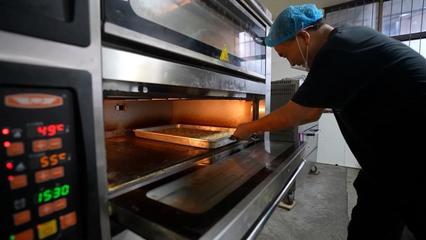 國(guó)貨經(jīng)濟(jì)雙看點(diǎn) 文具出海拓市場(chǎng)，月餅新老相融旺產(chǎn)銷